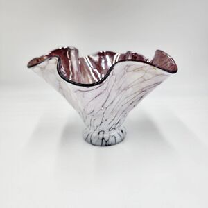 KROSNO JOSEFINA Ruffled Rim Lilac Purple Vase Iridescent Handkerchief White